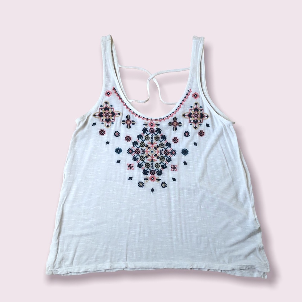 Aeropostale white flowy tank with embroidered design